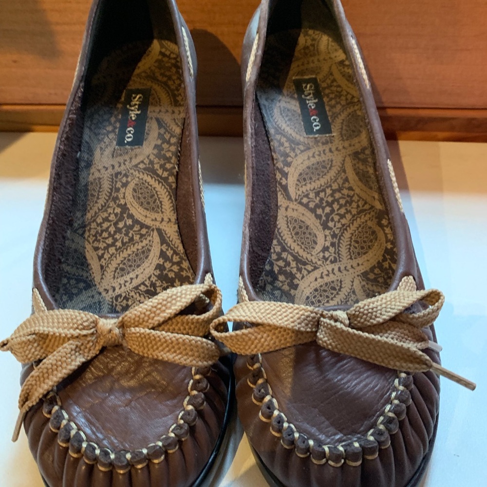 Women’s shoes —wedge heel—size 9–like new